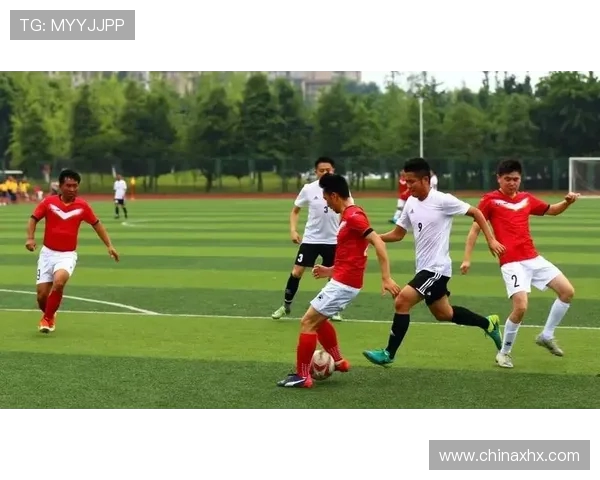 成都足球队进攻表现分析与防守漏洞探讨