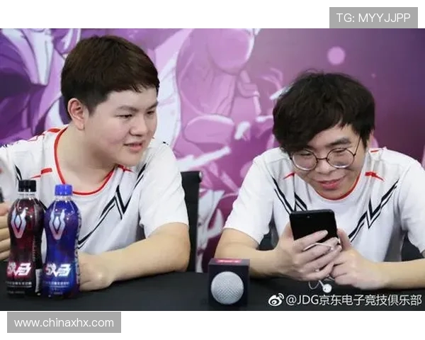 英雄联盟战术深度解析:JDG战队的创新策略与团队协作探讨